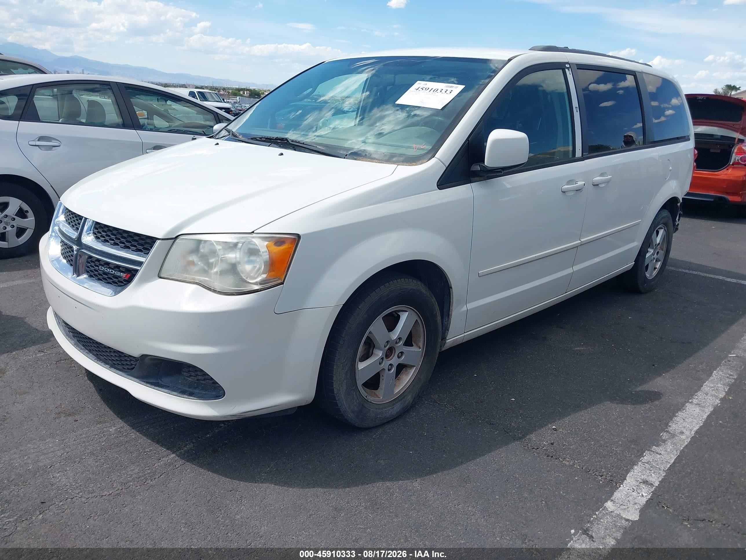 2013 Dodge Grand Caravan Sxt Белый vin: 2C4RDGCG7DR551325