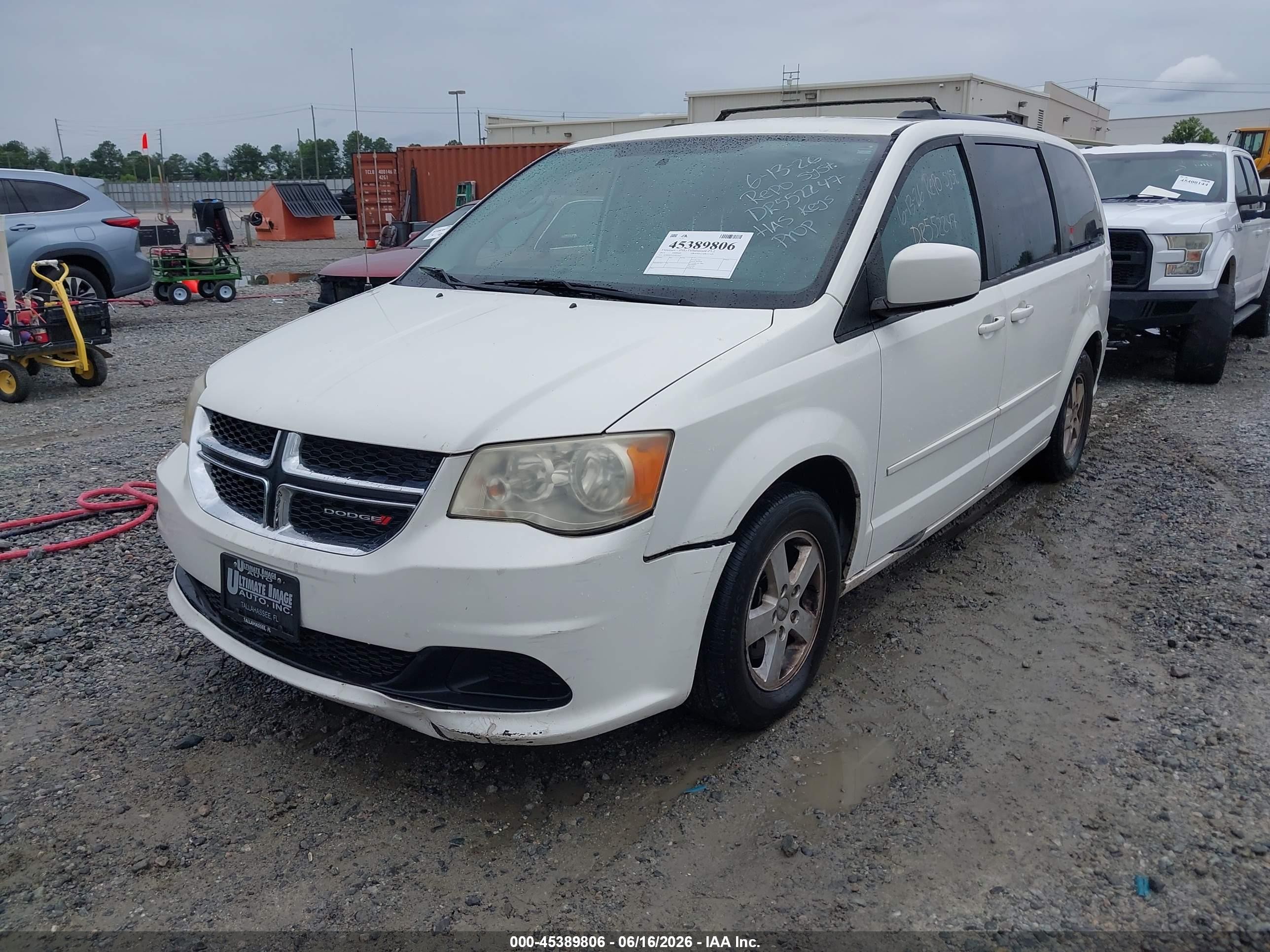 2013 Dodge Grand Caravan Sxt White vin: 2C4RDGCG7DR552247