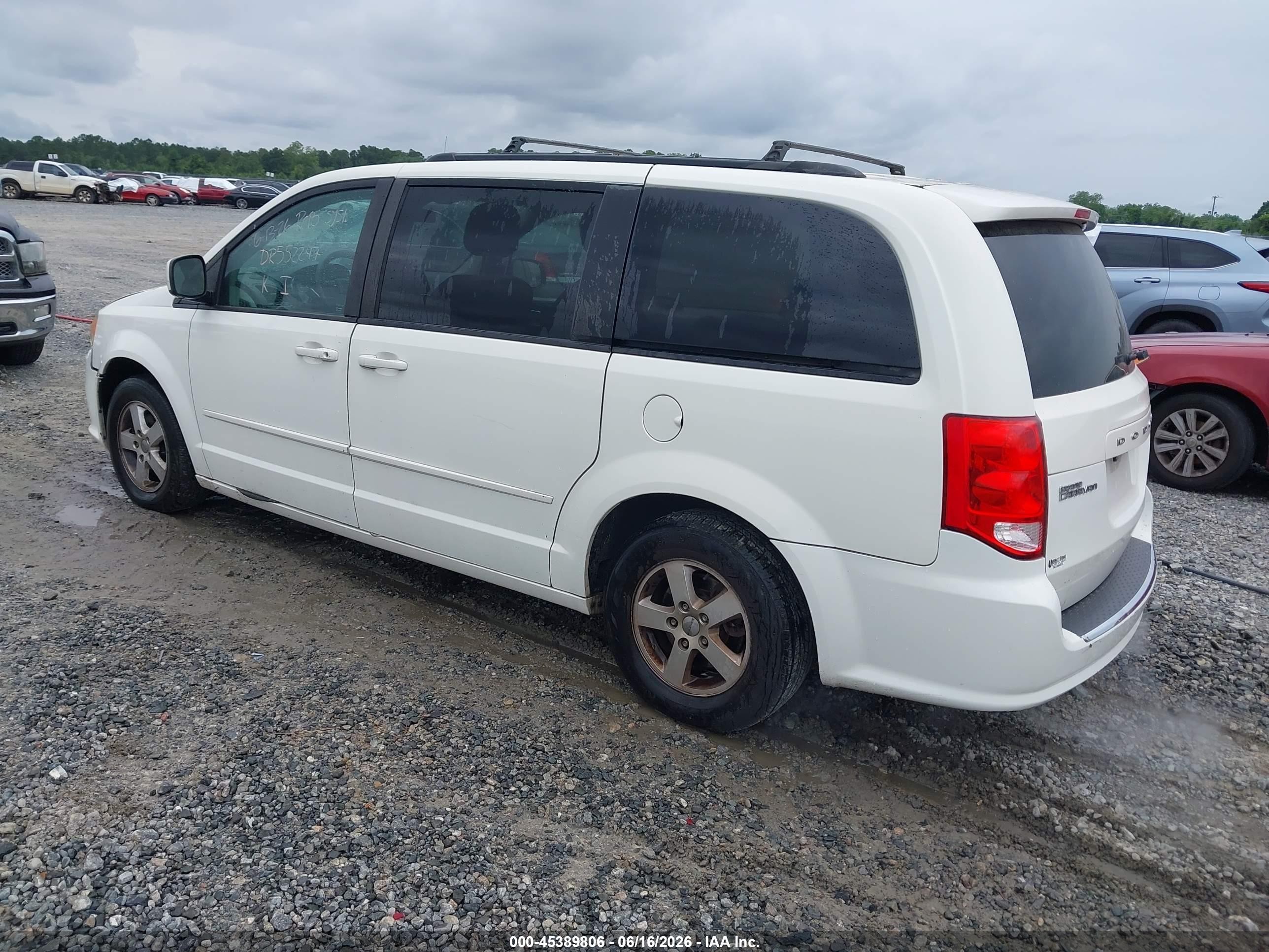 2013 Dodge Grand Caravan Sxt White vin: 2C4RDGCG7DR552247