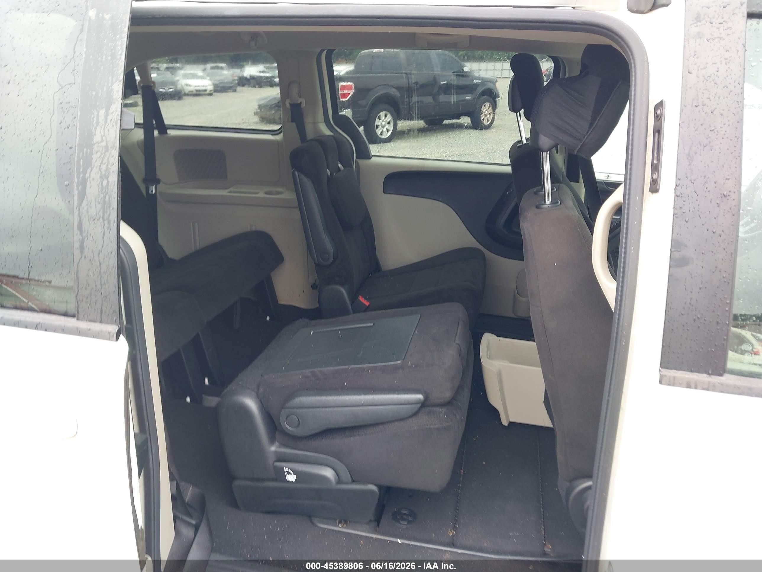 2013 Dodge Grand Caravan Sxt White vin: 2C4RDGCG7DR552247