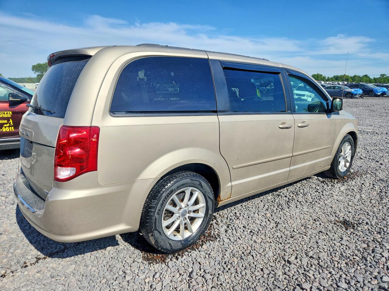 2013 Dodge Grand Caravan Sxt Beige vin: 2C4RDGCG7DR563216