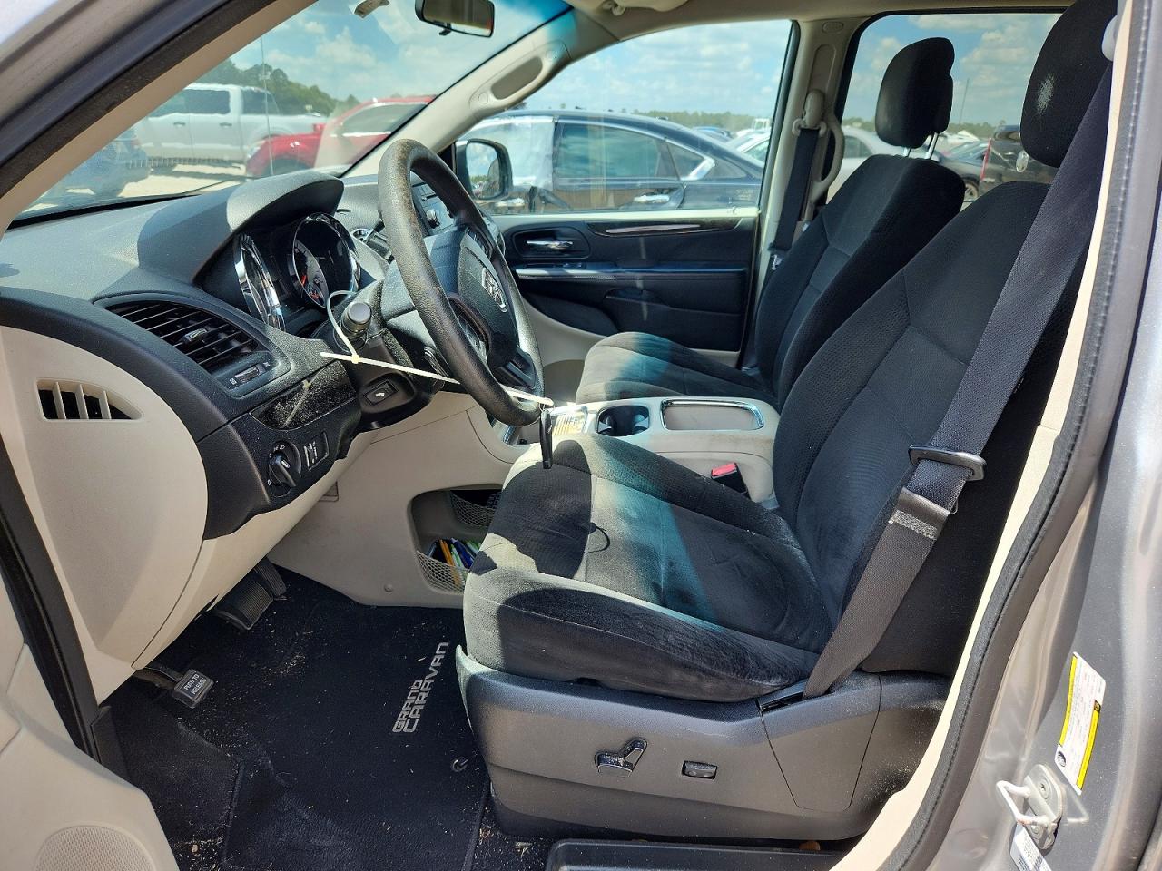 2013 Dodge Grand Caravan Sxt Silver vin: 2C4RDGCG7DR611023