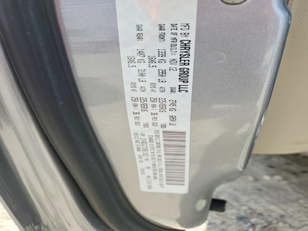 2013 Dodge Grand Caravan Sxt Silver vin: 2C4RDGCG7DR611023