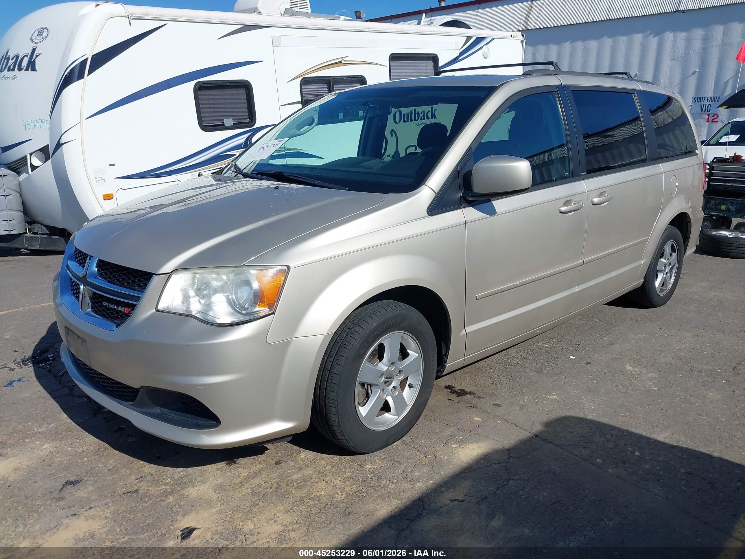 2013 Dodge Grand Caravan Sxt Gold vin: 2C4RDGCG7DR628047
