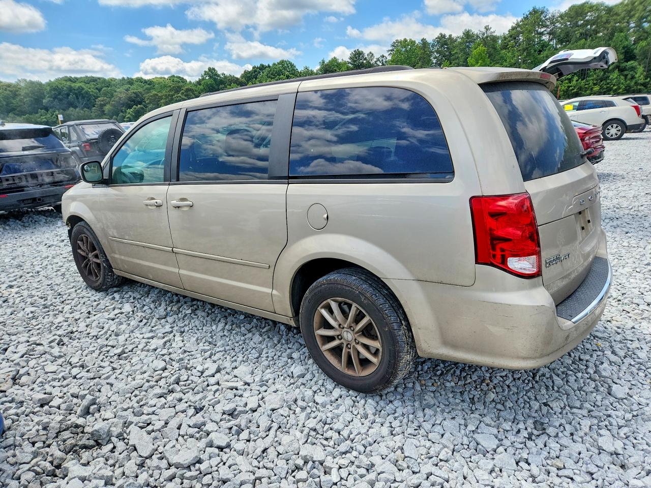 2013 Dodge Grand Caravan Sxt Beige vin: 2C4RDGCG7DR648279
