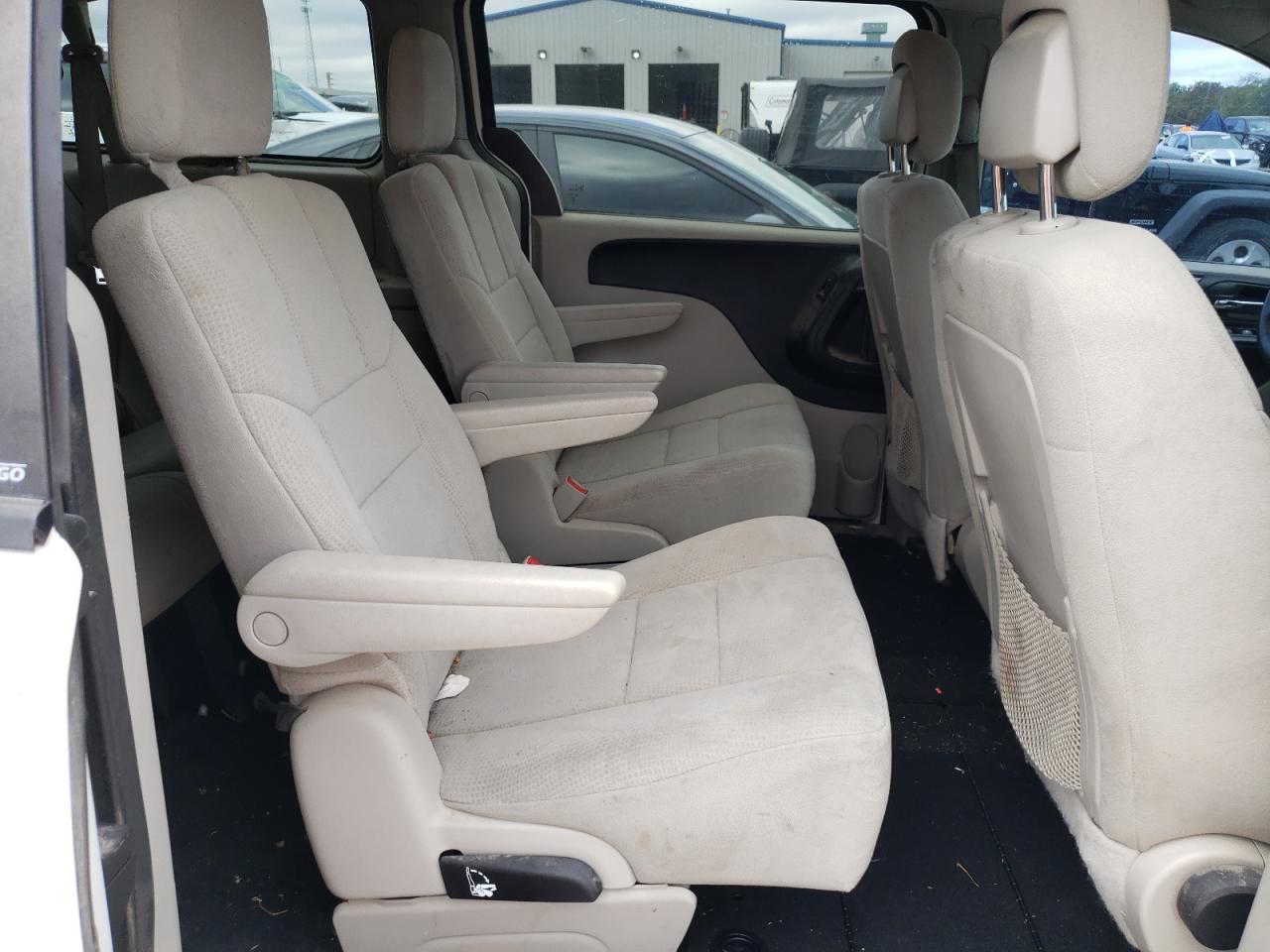 2013 Dodge Grand Caravan Sxt Белый vin: 2C4RDGCG7DR672114