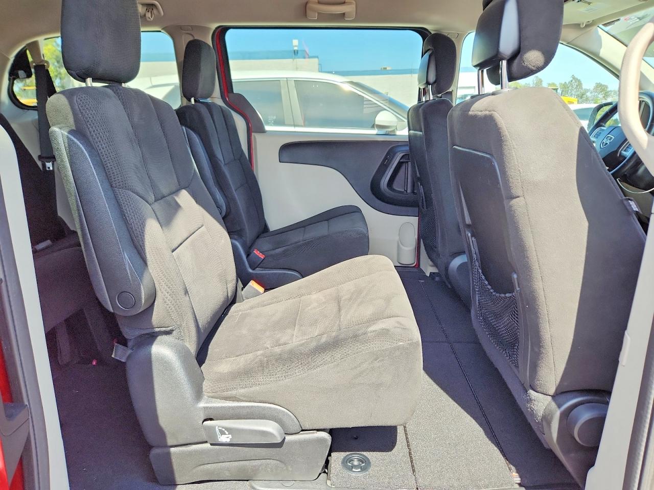 2013 Dodge Grand Caravan Sxt Red vin: 2C4RDGCG7DR686594