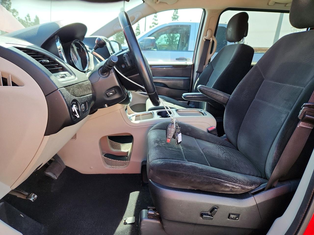 2013 Dodge Grand Caravan Sxt Red vin: 2C4RDGCG7DR686594