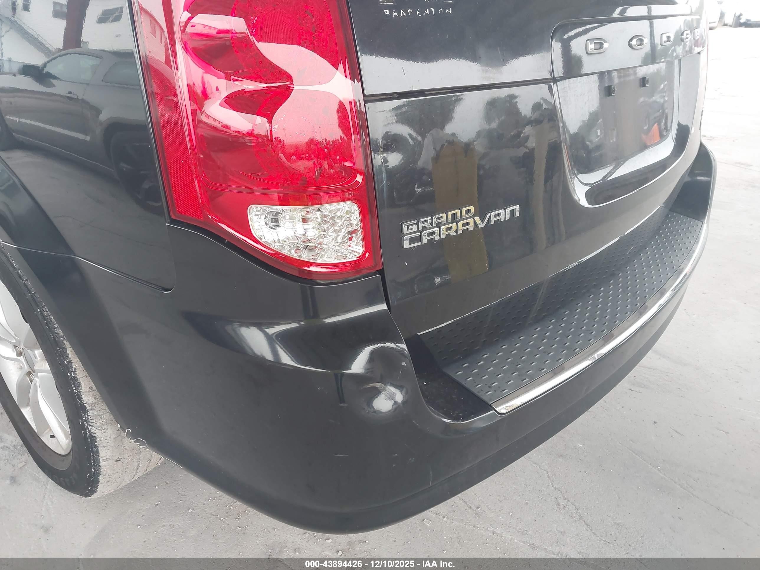 2014 Dodge Grand Caravan Sxt Black vin: 2C4RDGCG7ER245680