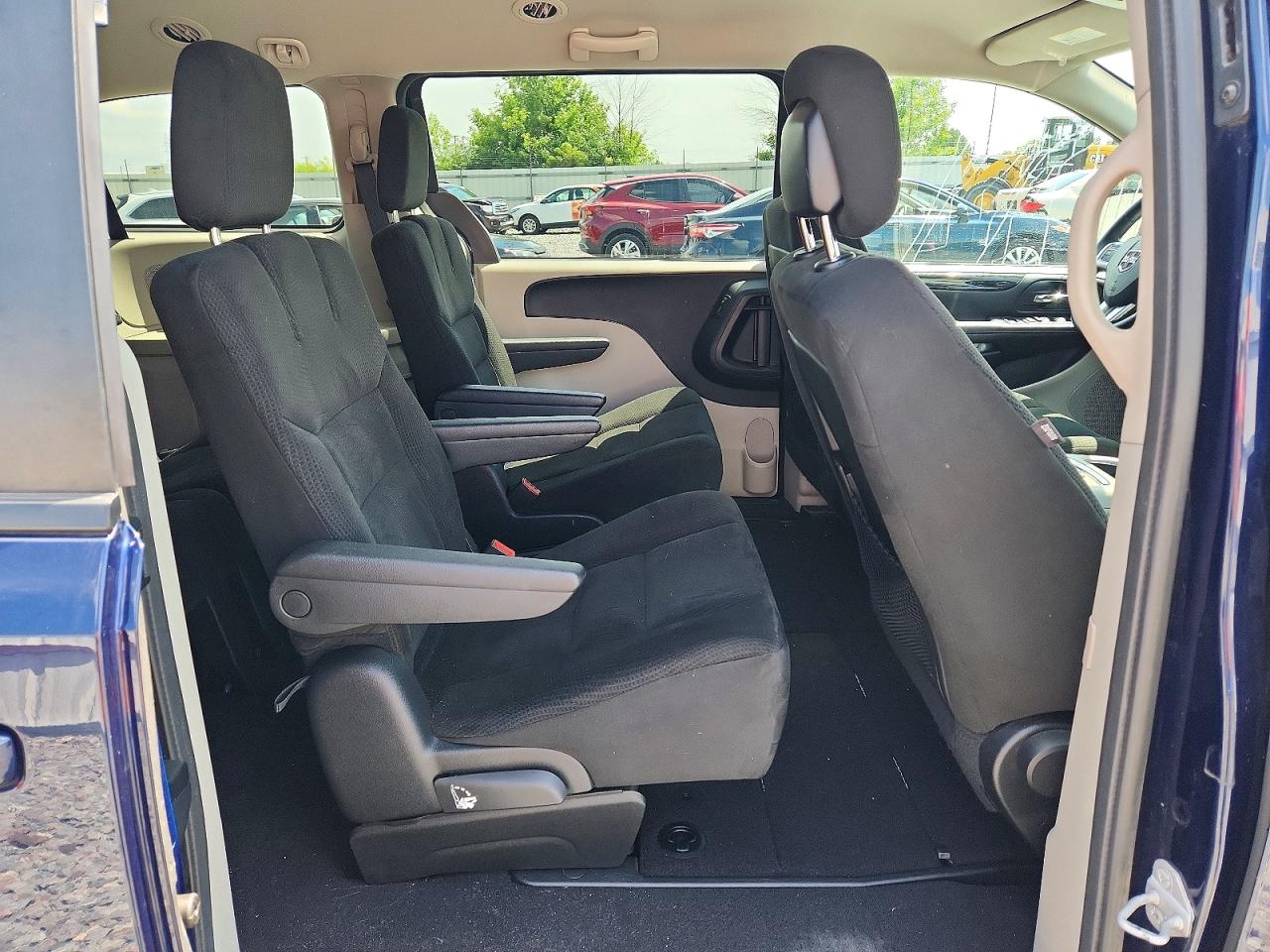 2015 Dodge Grand Caravan Sxt Blue vin: 2C4RDGCG7FR576535