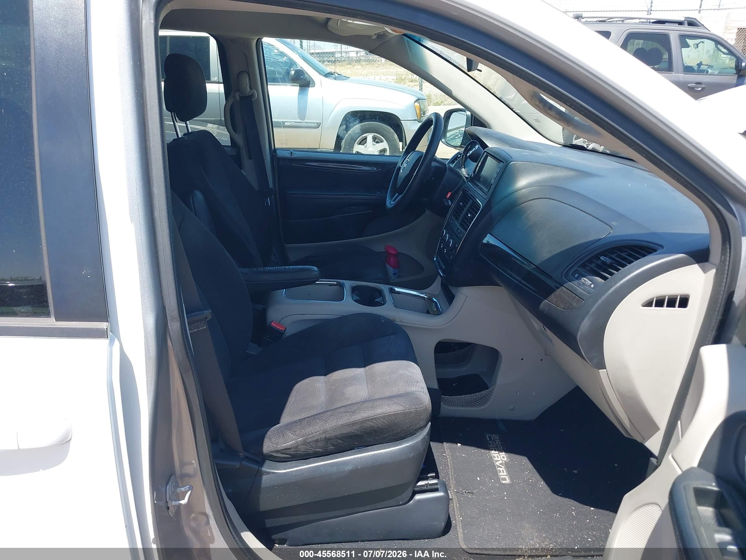 2015 Dodge Grand Caravan Sxt Белый vin: 2C4RDGCG7FR591911