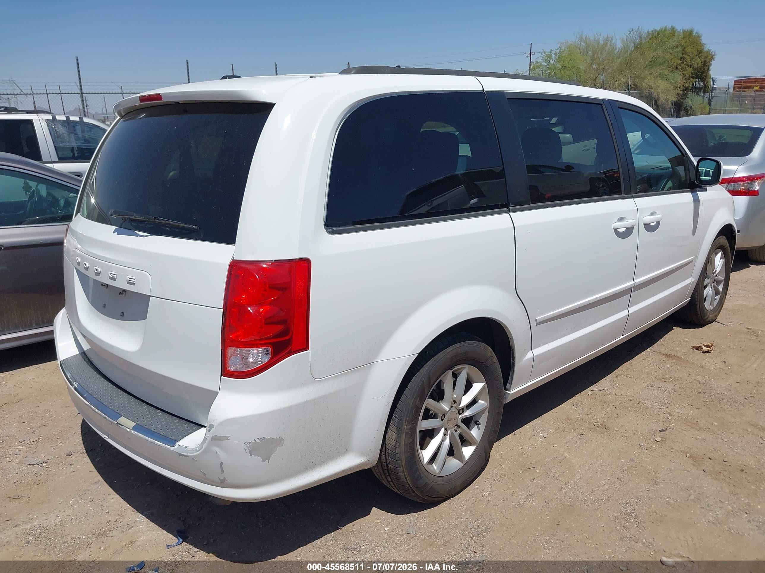 2015 Dodge Grand Caravan Sxt Белый vin: 2C4RDGCG7FR591911