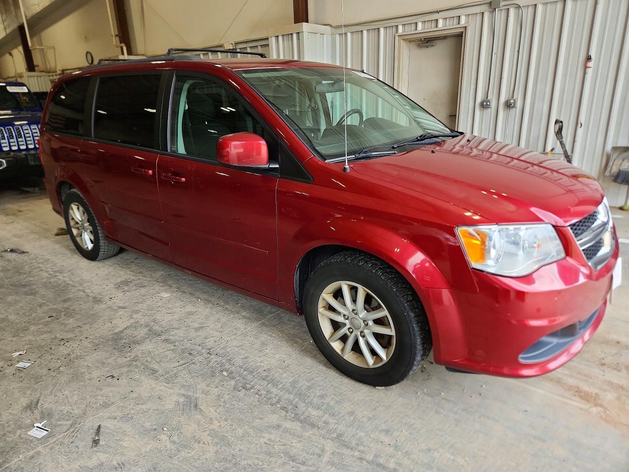 2015 Dodge Grand Caravan Sxt Бордовый vin: 2C4RDGCG7FR631369