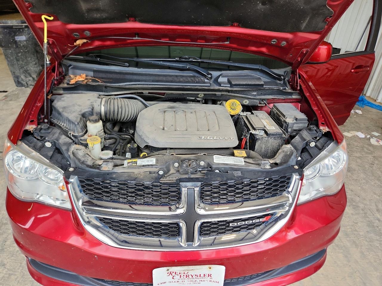 2015 Dodge Grand Caravan Sxt Бордовый vin: 2C4RDGCG7FR631369