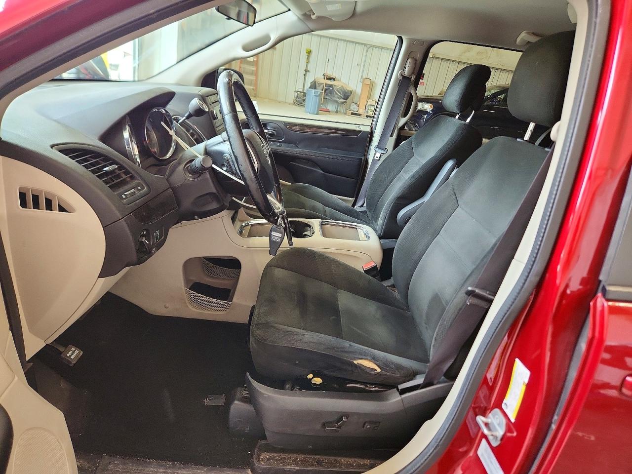 2015 Dodge Grand Caravan Sxt Бордовый vin: 2C4RDGCG7FR631369