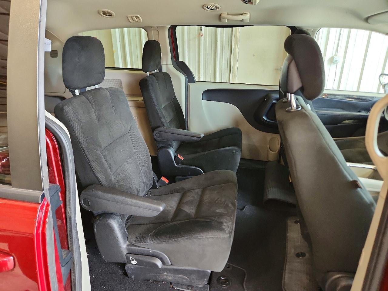 2015 Dodge Grand Caravan Sxt Бордовый vin: 2C4RDGCG7FR631369