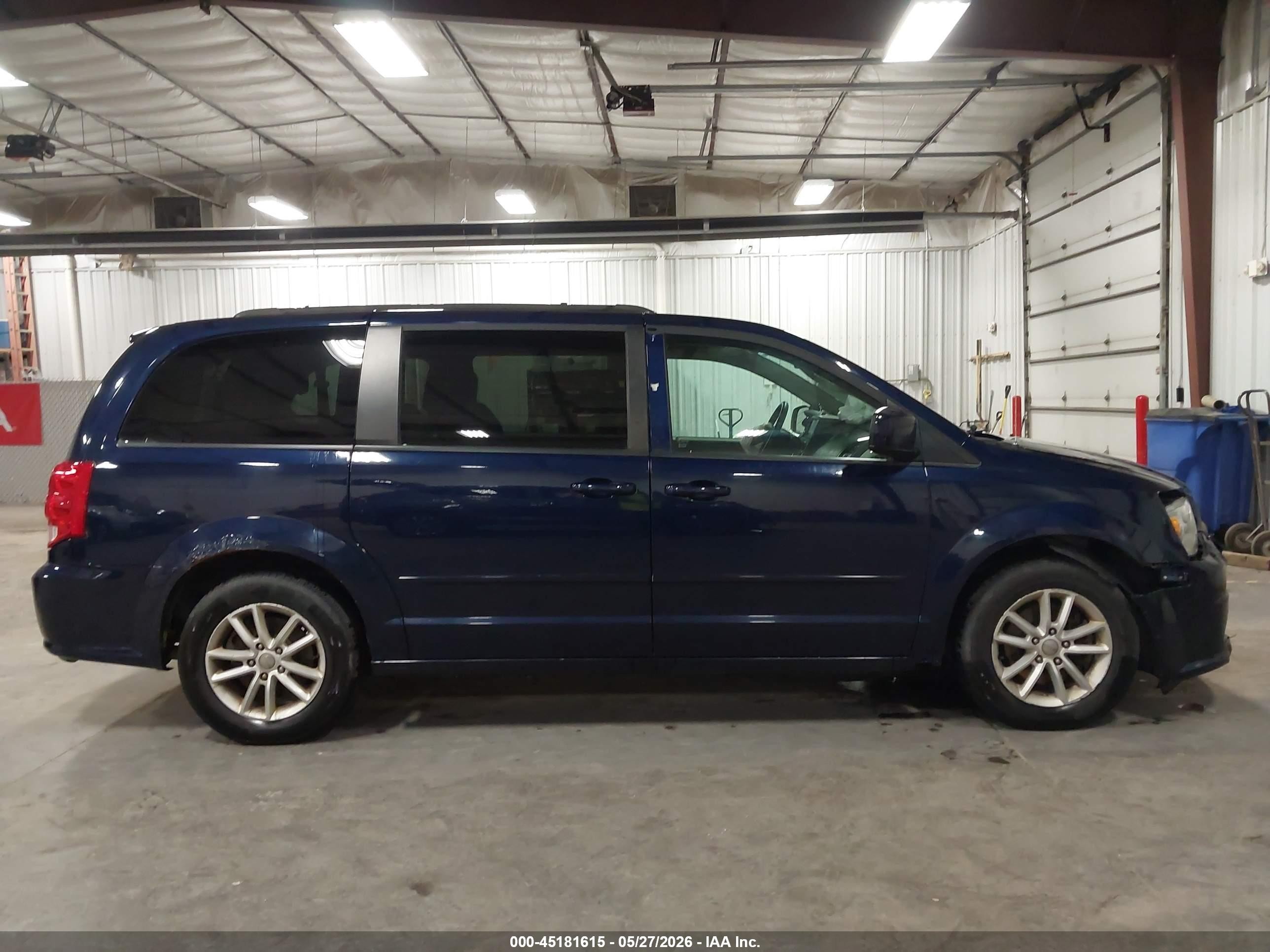2015 Dodge Grand Caravan Sxt Blue vin: 2C4RDGCG7FR652576