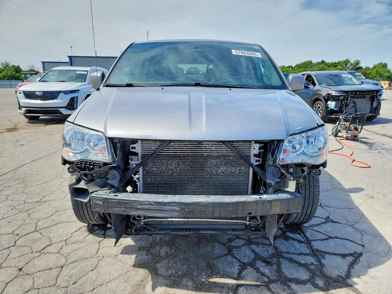 2017 Dodge Grand Caravan Sxt Silver vin: 2C4RDGCG7HR800017
