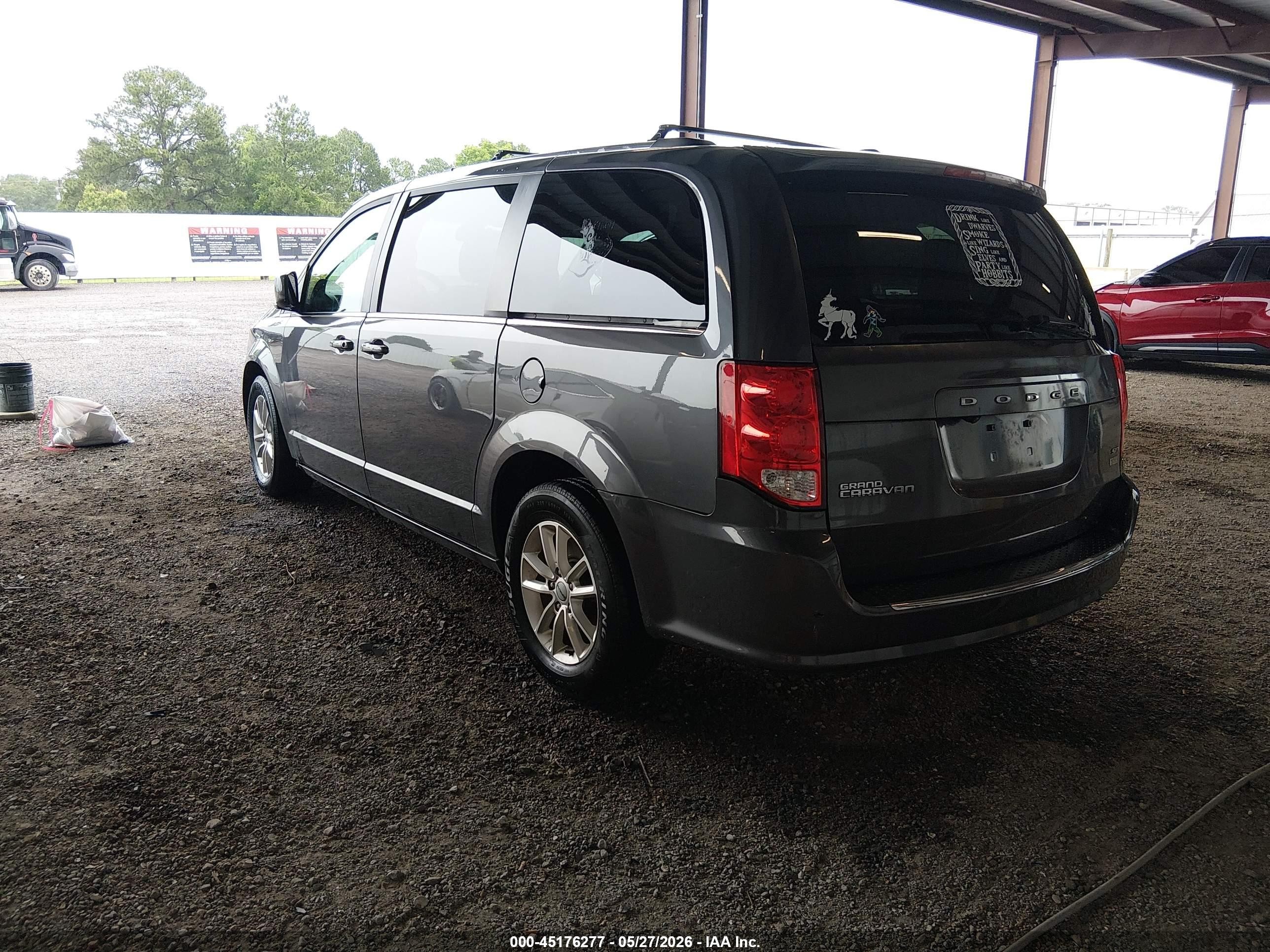 2018 Dodge Grand Caravan Sxt Gray vin: 2C4RDGCG7JR327015