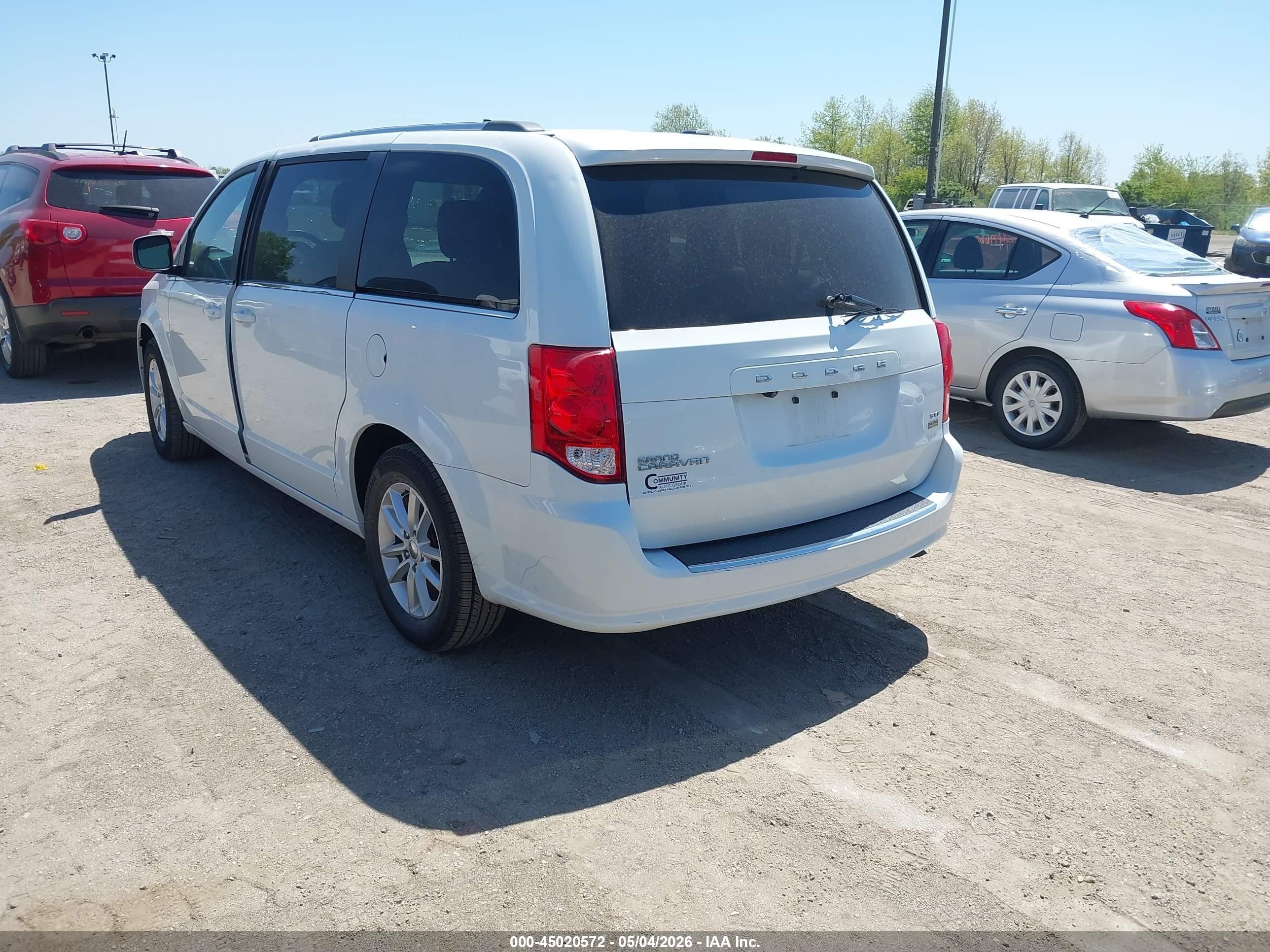 2019 Dodge Grand Caravan Sxt White vin: 2C4RDGCG7KR661031