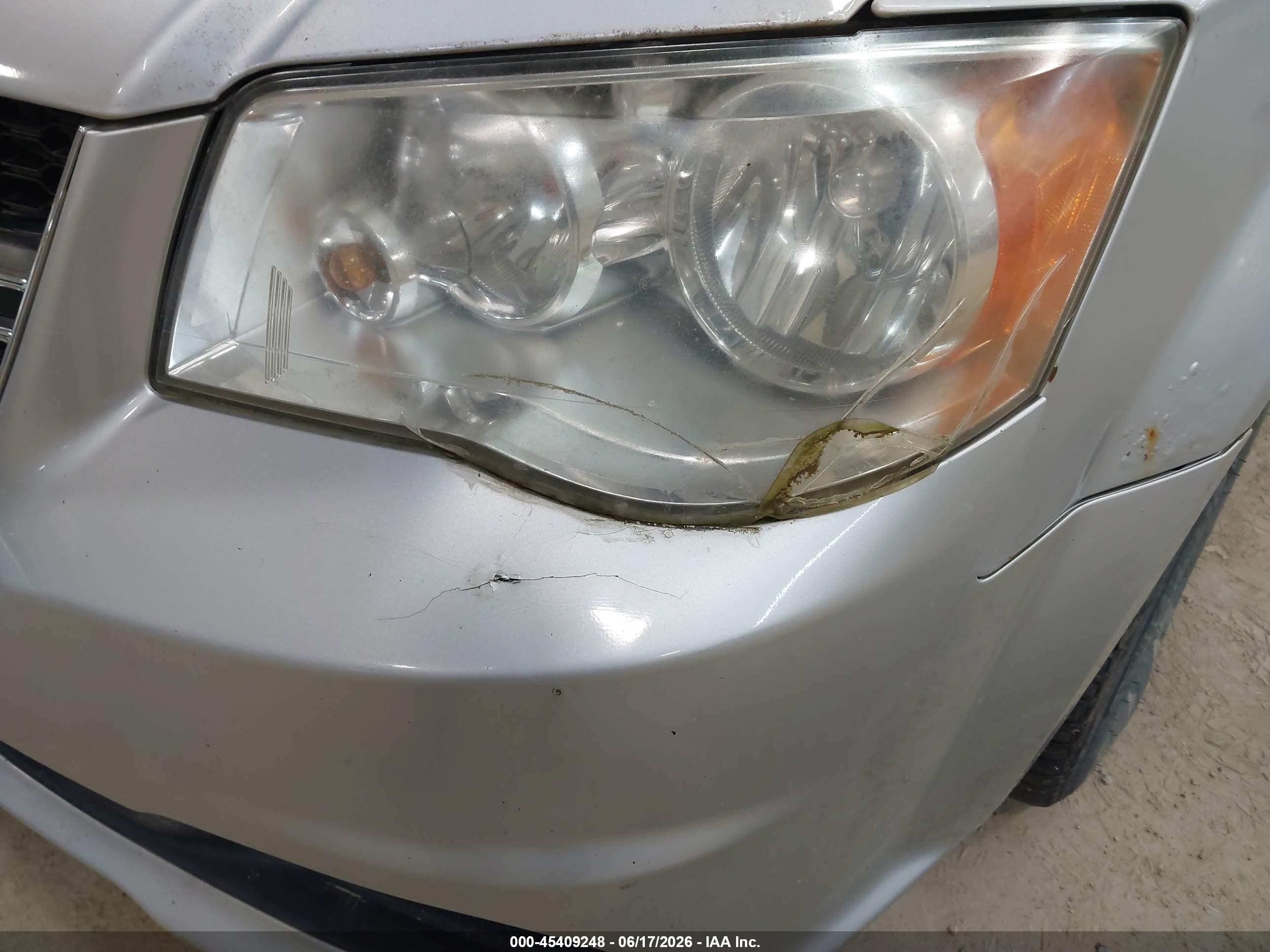 2012 Dodge Grand Caravan Sxt Серебряный vin: 2C4RDGCG8CR121978