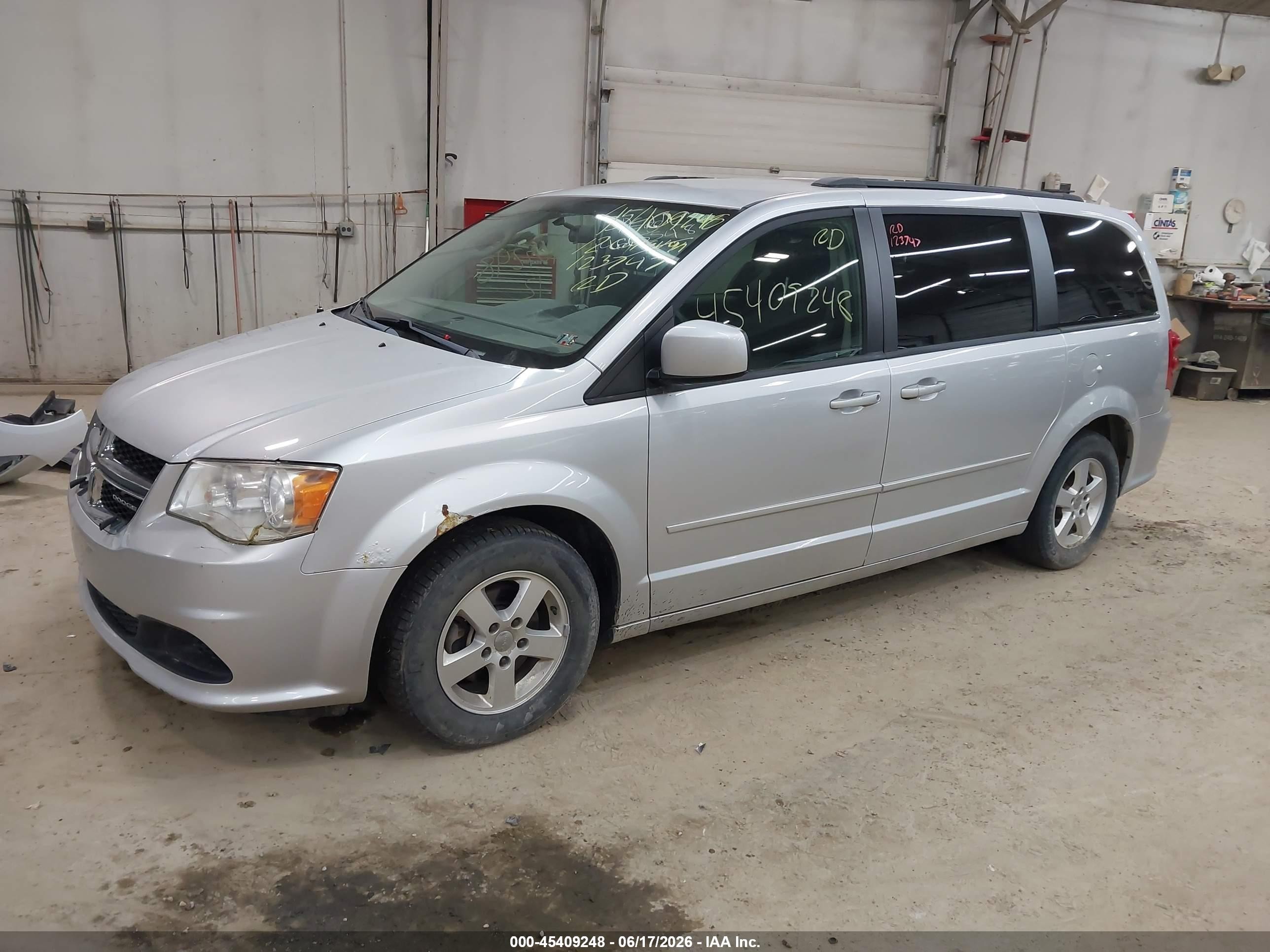 2012 Dodge Grand Caravan Sxt Серебряный vin: 2C4RDGCG8CR121978