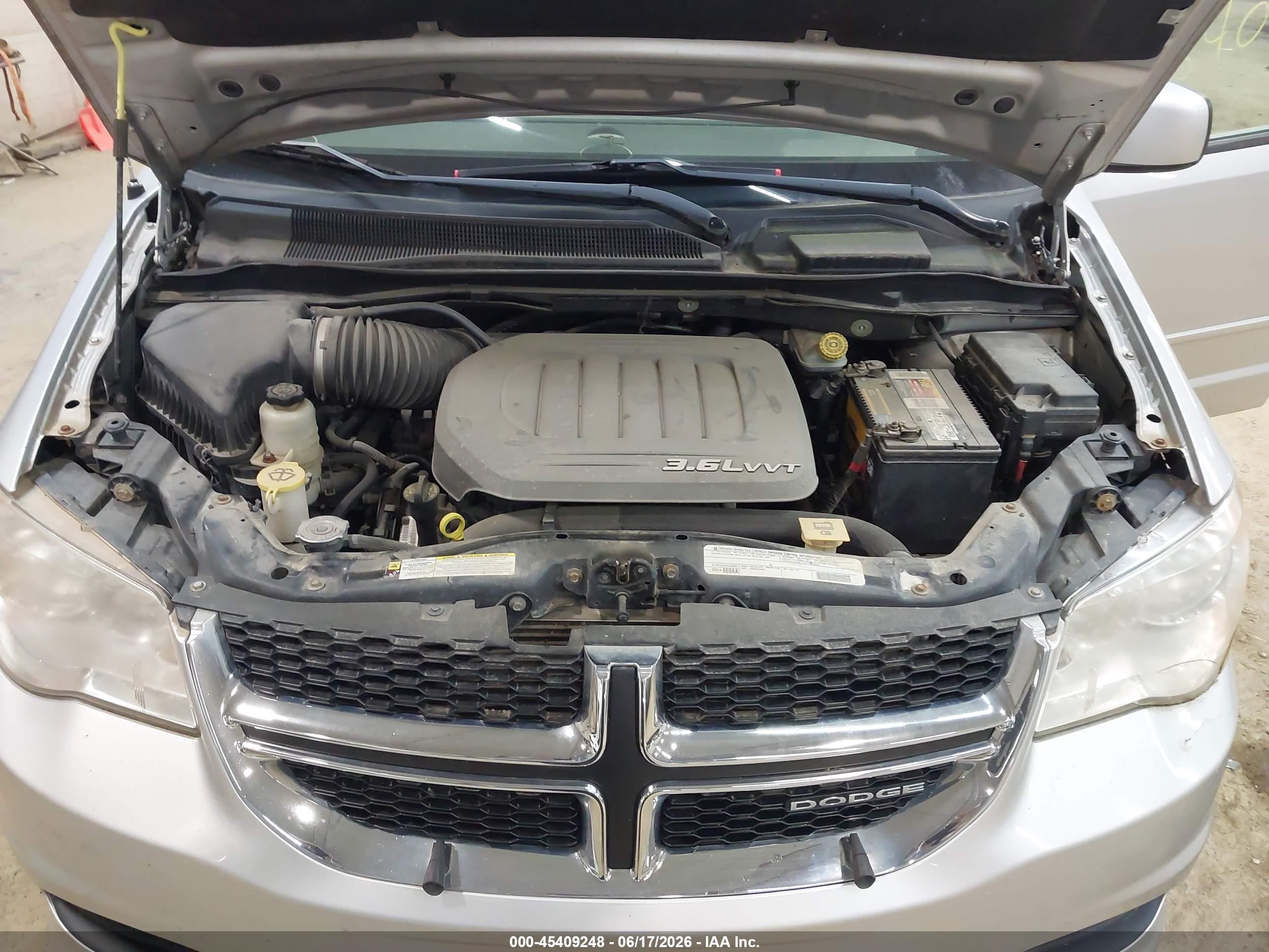 2012 Dodge Grand Caravan Sxt Серебряный vin: 2C4RDGCG8CR121978