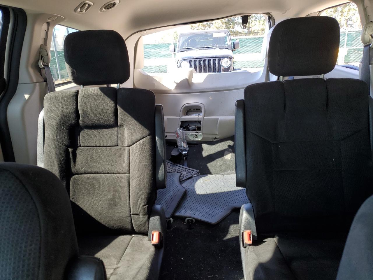 2012 Dodge Grand Caravan Sxt Silver vin: 2C4RDGCG8CR141289