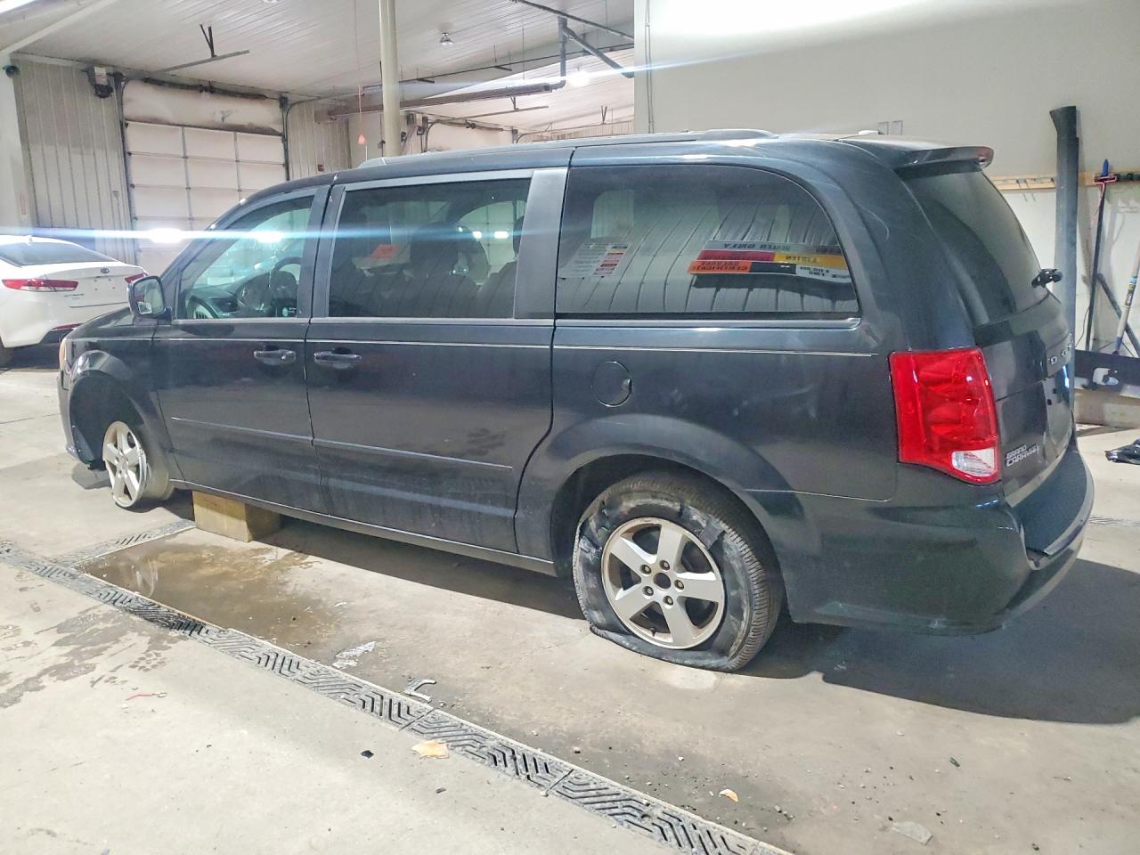 2012 Dodge Grand Caravan Sxt Black vin: 2C4RDGCG8CR142989