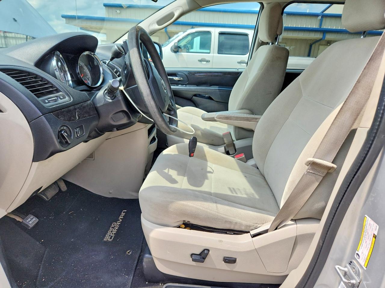 2012 Dodge Grand Caravan Sxt Silver vin: 2C4RDGCG8CR304393