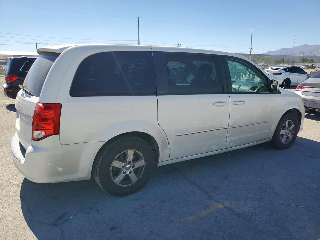 2013 Dodge Grand Caravan Sxt White vin: 2C4RDGCG8DR523713