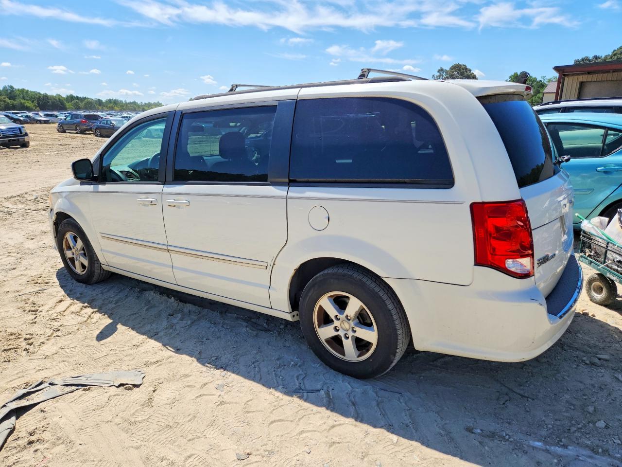 2013 Dodge Grand Caravan Sxt White vin: 2C4RDGCG8DR536588