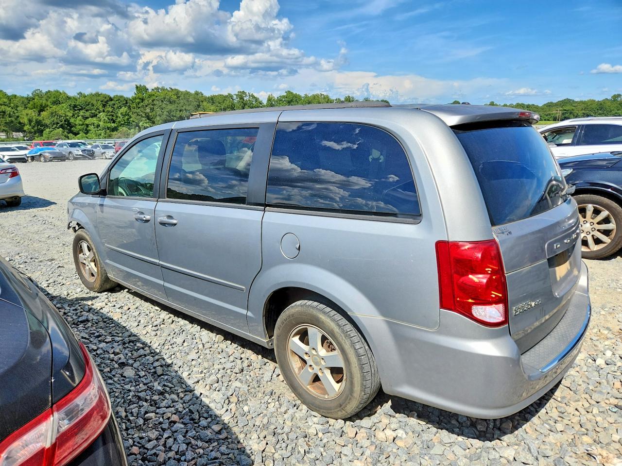 2013 Dodge Grand Caravan Sxt Серебряный vin: 2C4RDGCG8DR553343