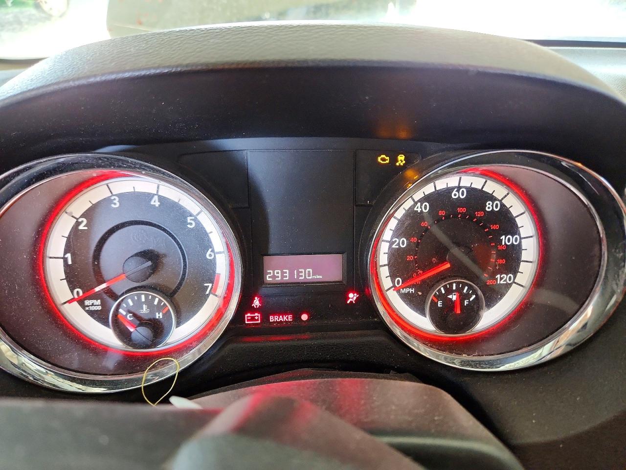 2013 Dodge Grand Caravan Sxt White vin: 2C4RDGCG8DR688127