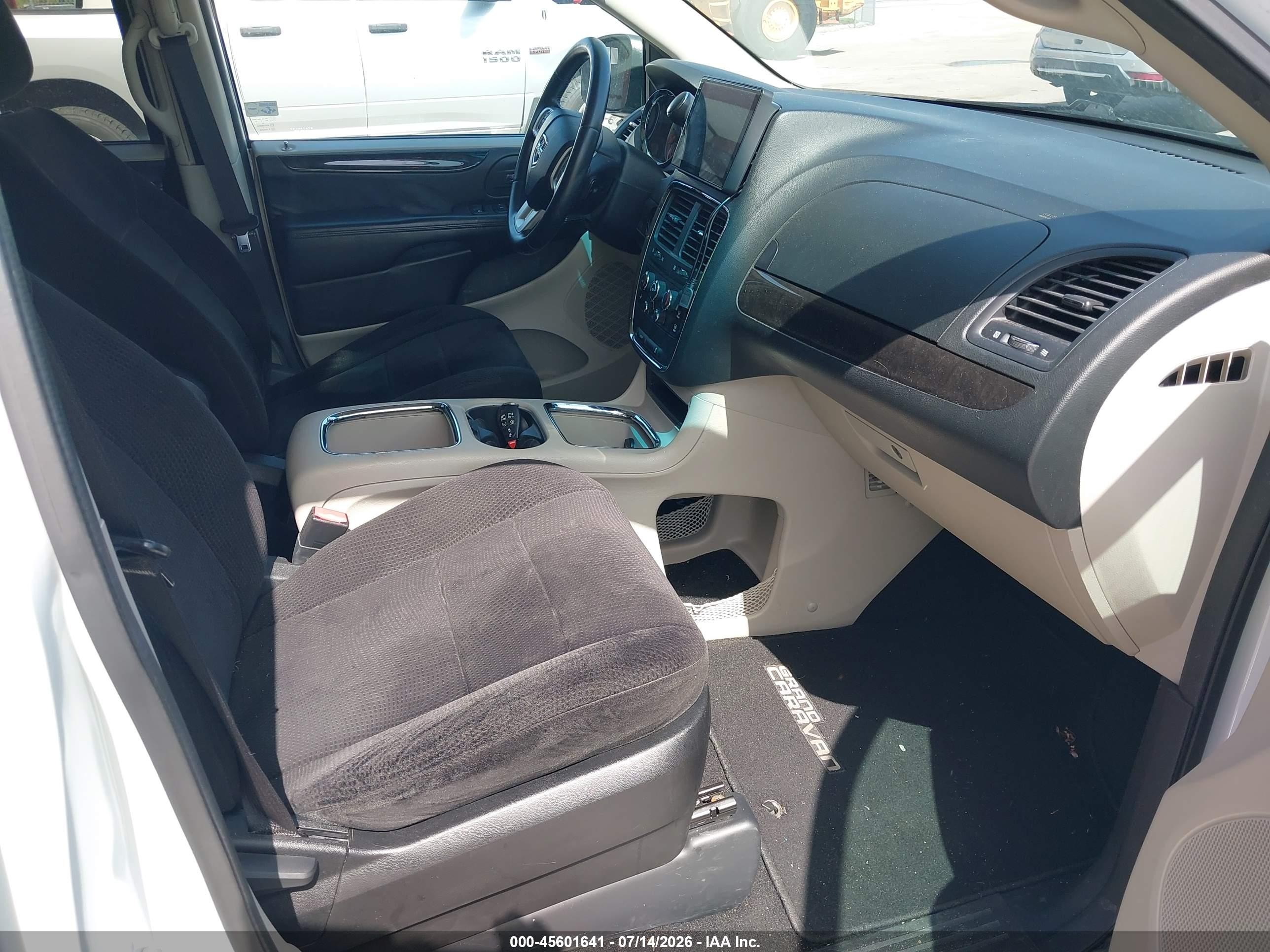 2013 Dodge Grand Caravan Sxt White vin: 2C4RDGCG8DR813773