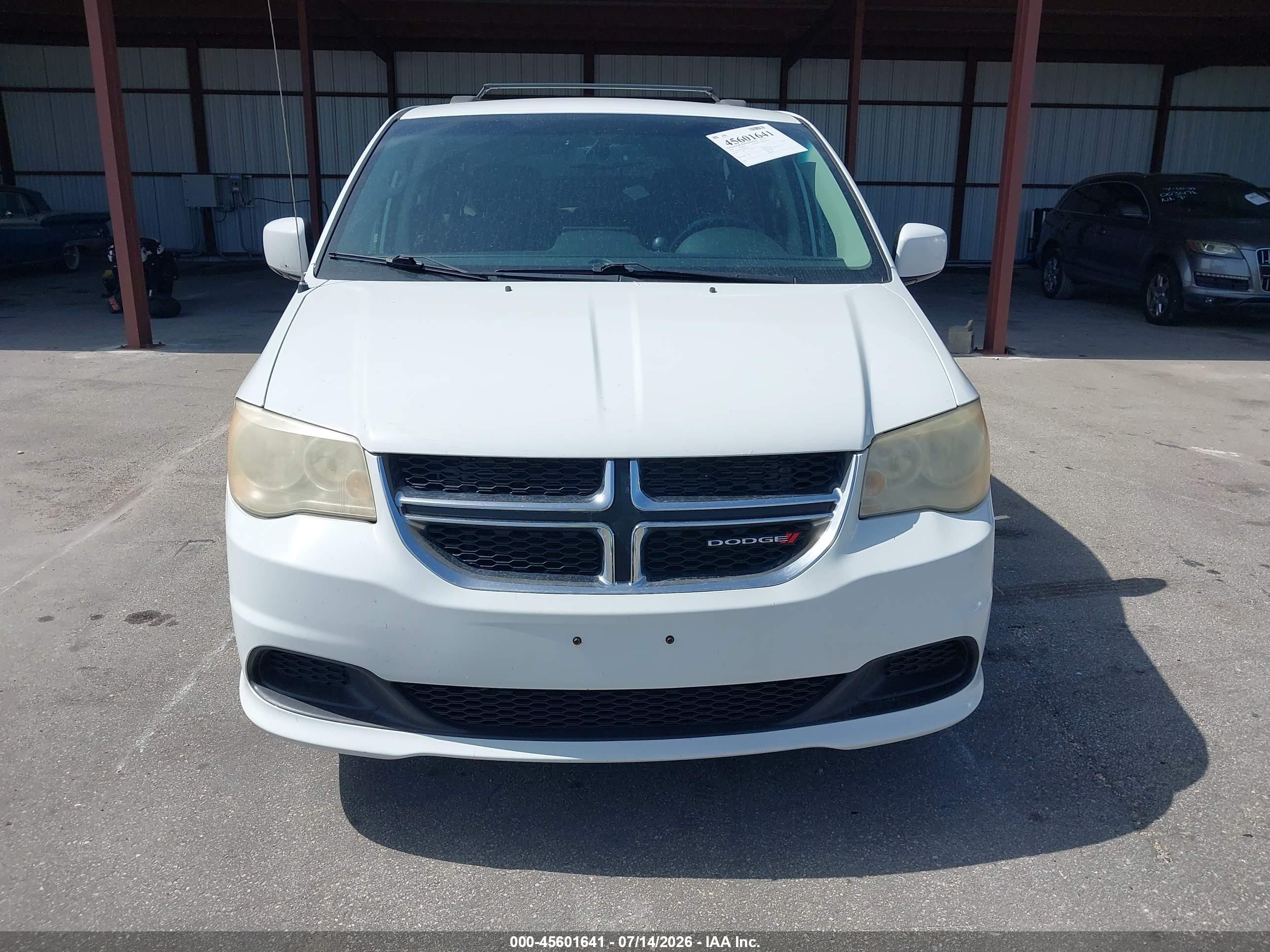 2013 Dodge Grand Caravan Sxt White vin: 2C4RDGCG8DR813773