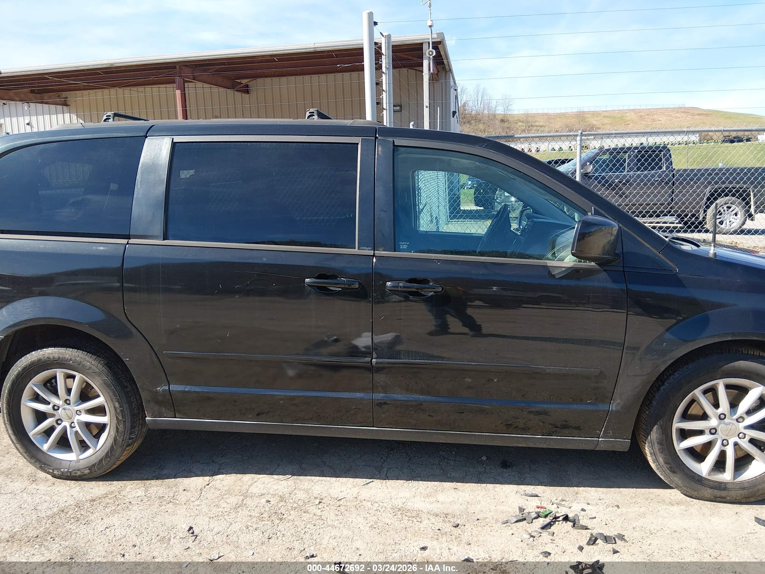 2014 Dodge Grand Caravan Sxt Черный vin: 2C4RDGCG8ER122776