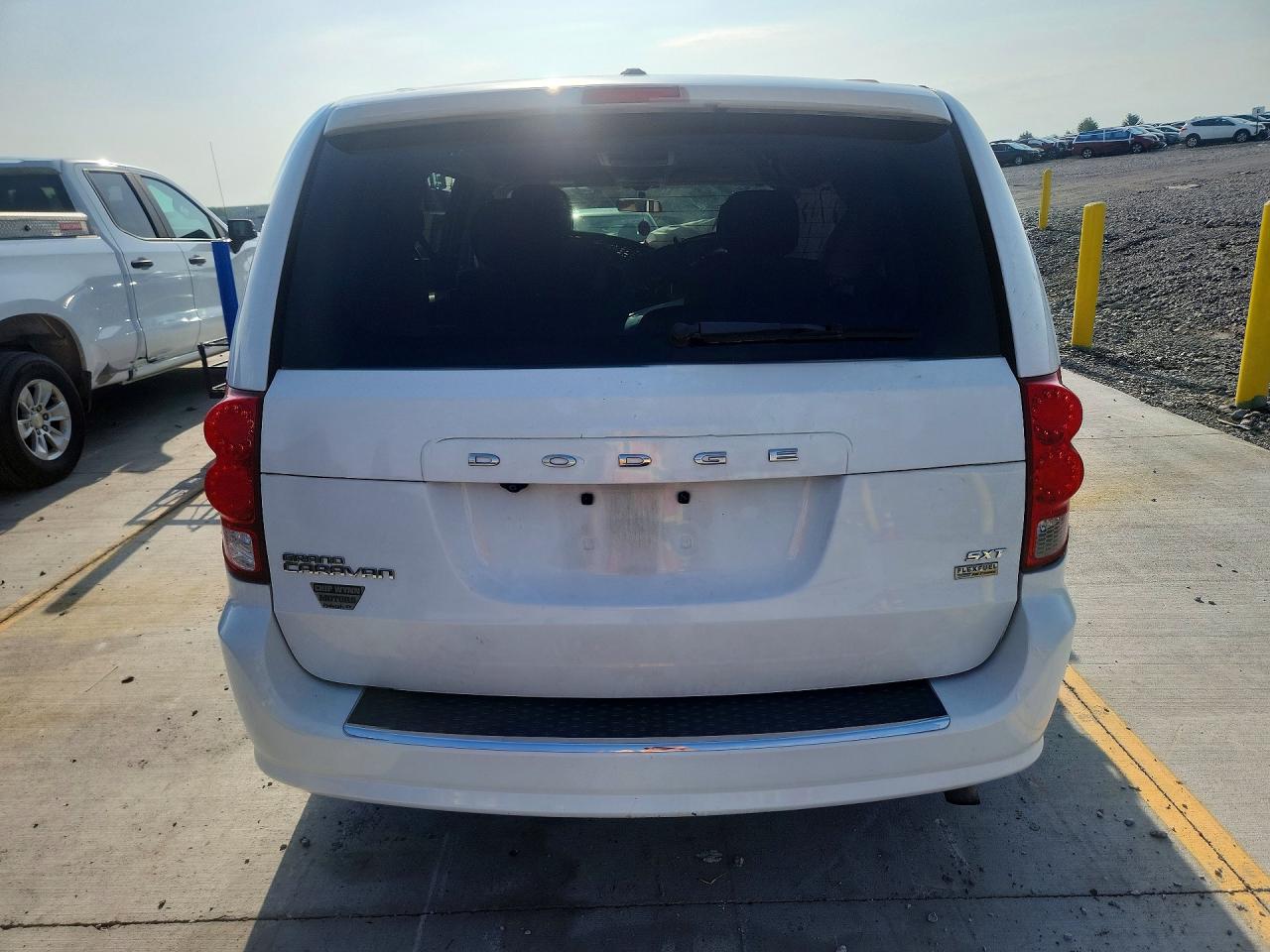 2014 Dodge Grand Caravan Sxt Белый vin: 2C4RDGCG8ER173002