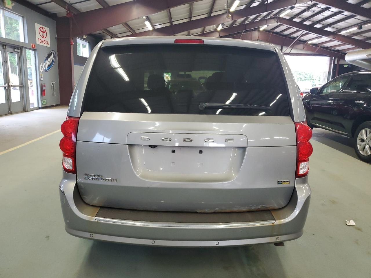 2014 Dodge Grand Caravan Sxt Silver vin: 2C4RDGCG8ER244070