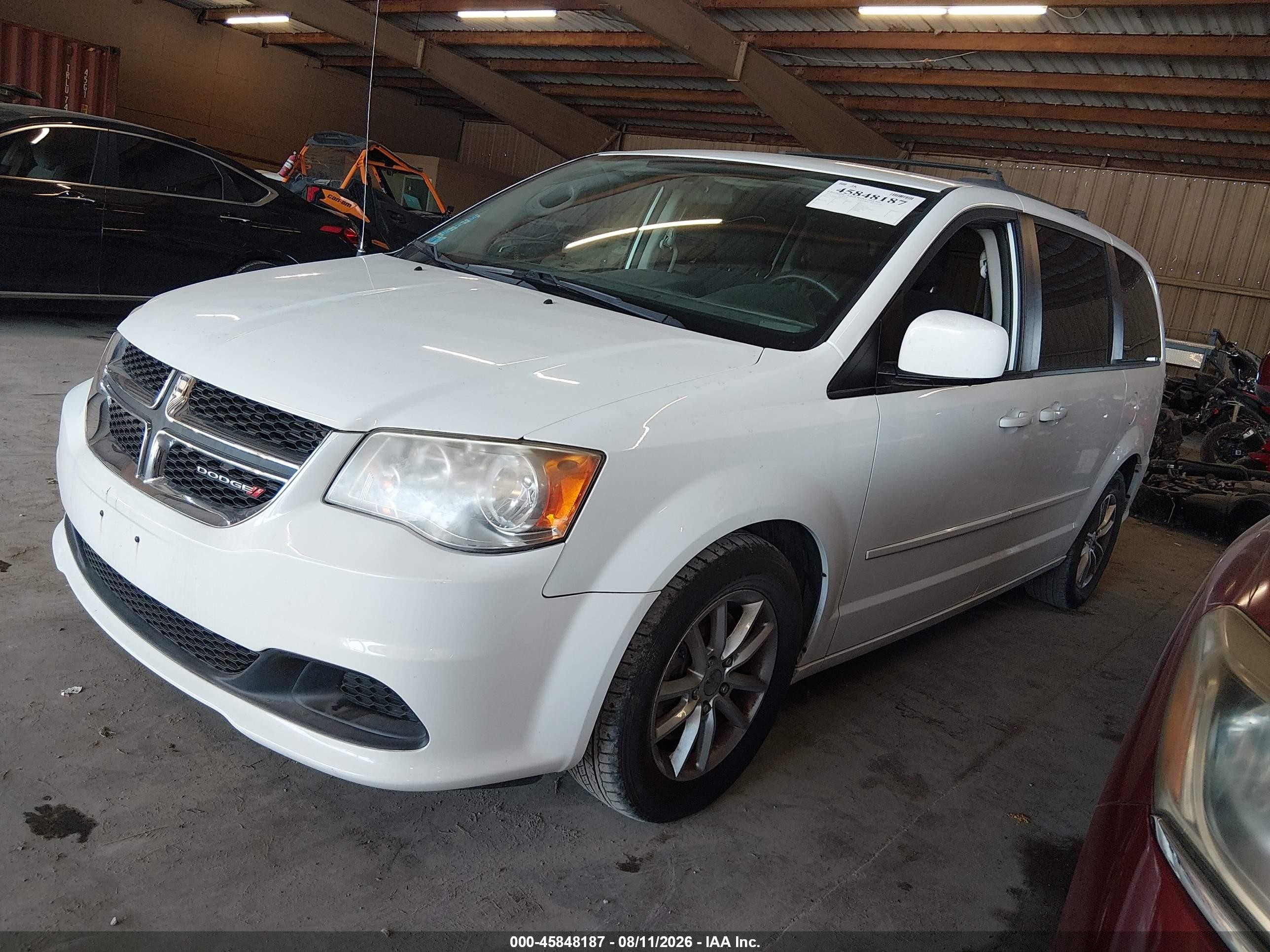 2014 Dodge Grand Caravan Sxt White vin: 2C4RDGCG8ER262813