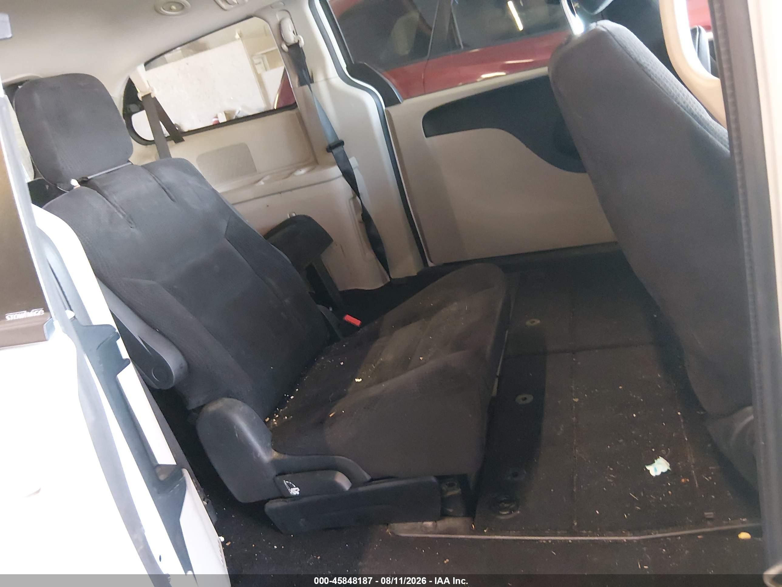 2014 Dodge Grand Caravan Sxt White vin: 2C4RDGCG8ER262813