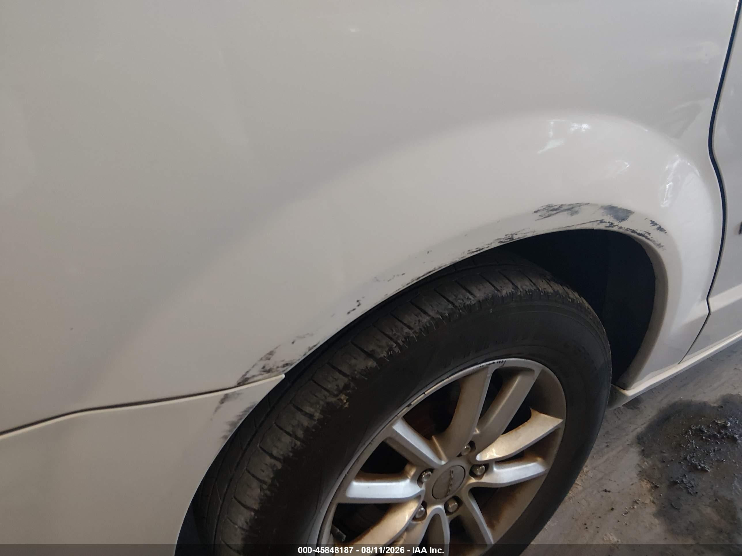 2014 Dodge Grand Caravan Sxt White vin: 2C4RDGCG8ER262813