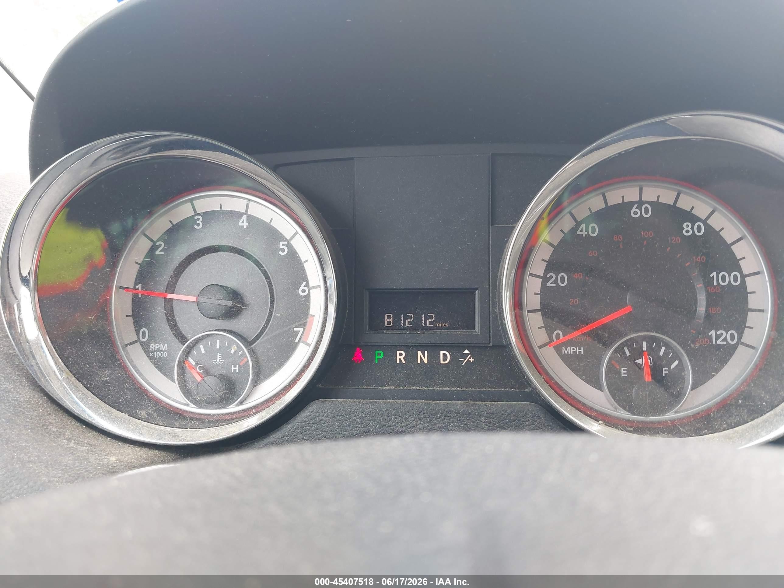 2014 Dodge Grand Caravan Sxt White vin: 2C4RDGCG8ER390307