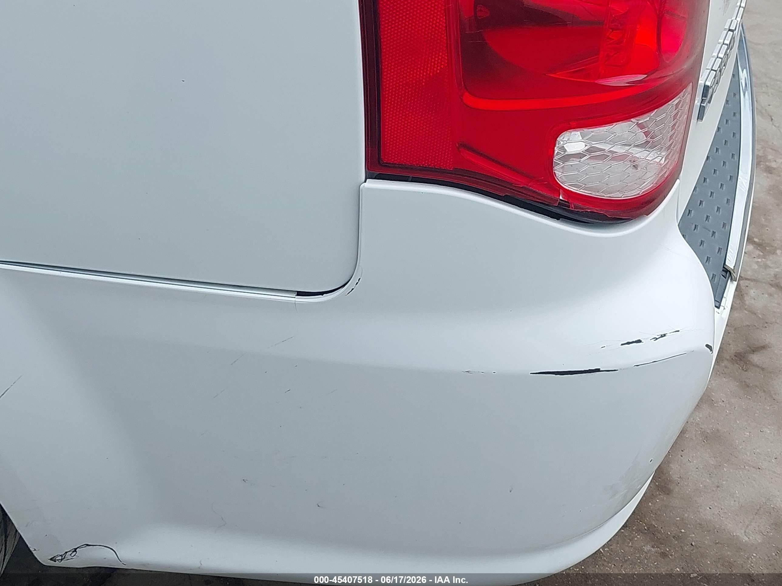 2014 Dodge Grand Caravan Sxt White vin: 2C4RDGCG8ER390307