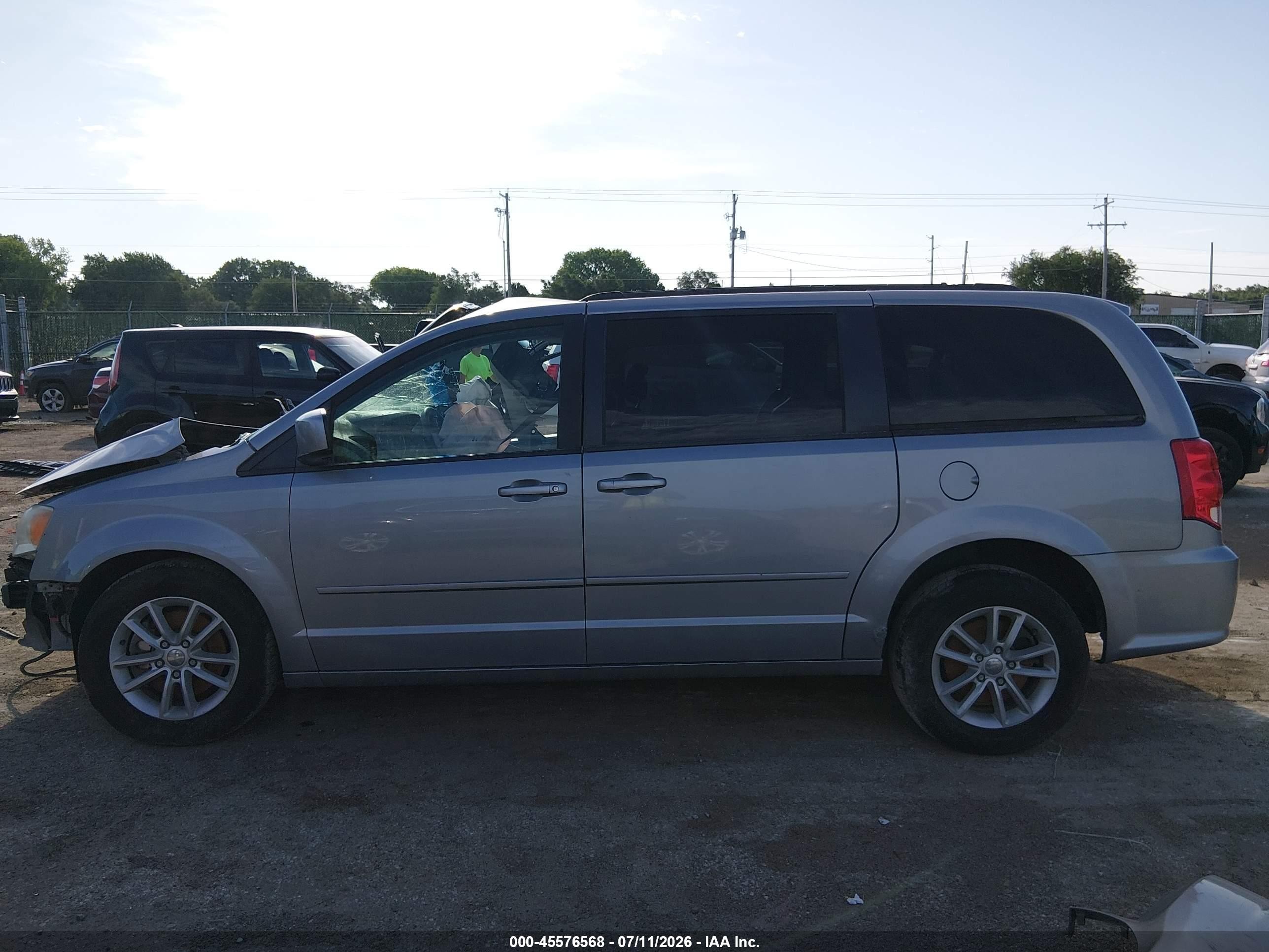 2014 Dodge Grand Caravan Sxt Silver vin: 2C4RDGCG8ER391912