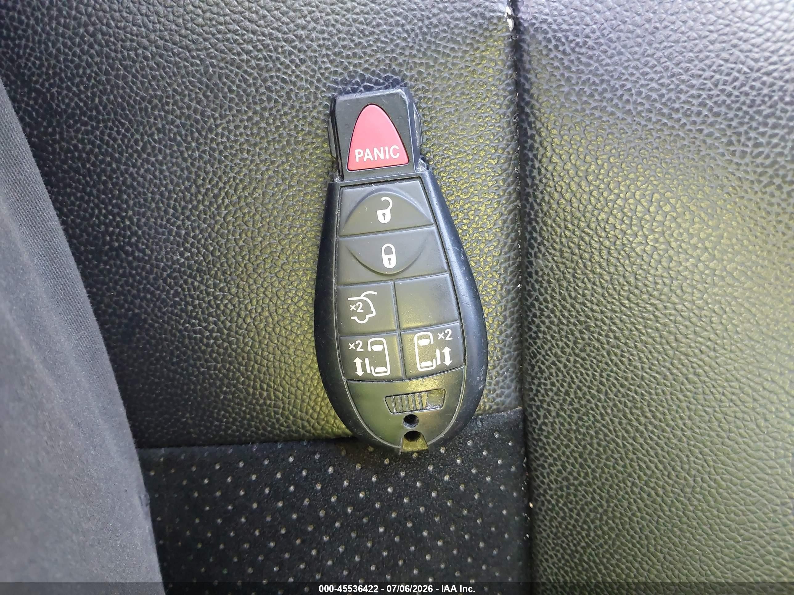 2014 Dodge Grand Caravan Sxt 30th Anniversary Brown vin: 2C4RDGCG8ER419420