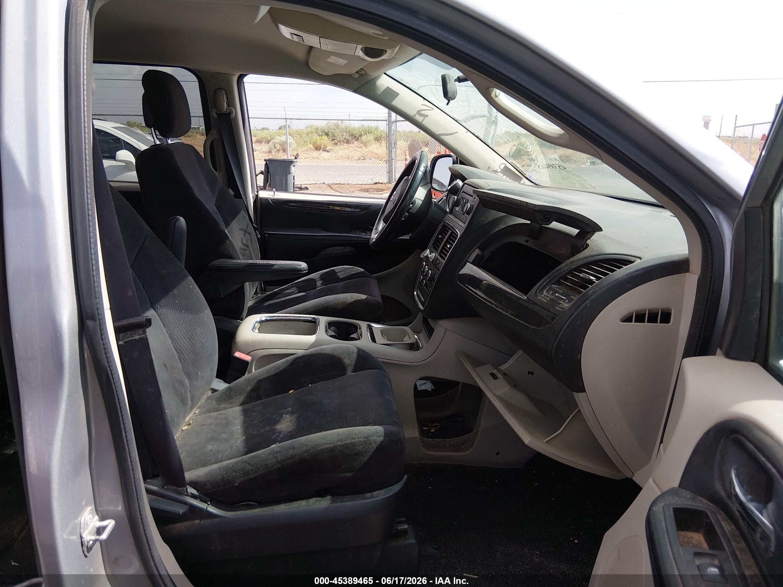 2014 Dodge Grand Caravan Sxt Silver vin: 2C4RDGCG8ER423256