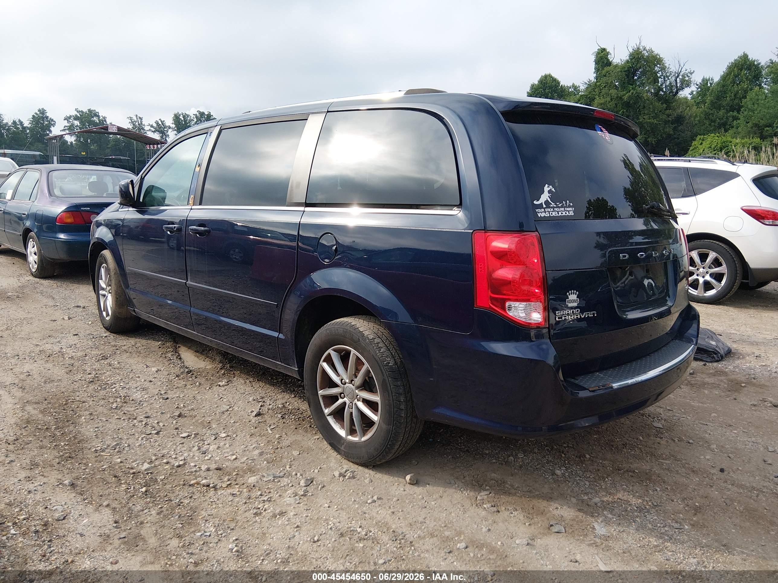 2015 Dodge Grand Caravan Sxt Plus Blue vin: 2C4RDGCG8FR653574