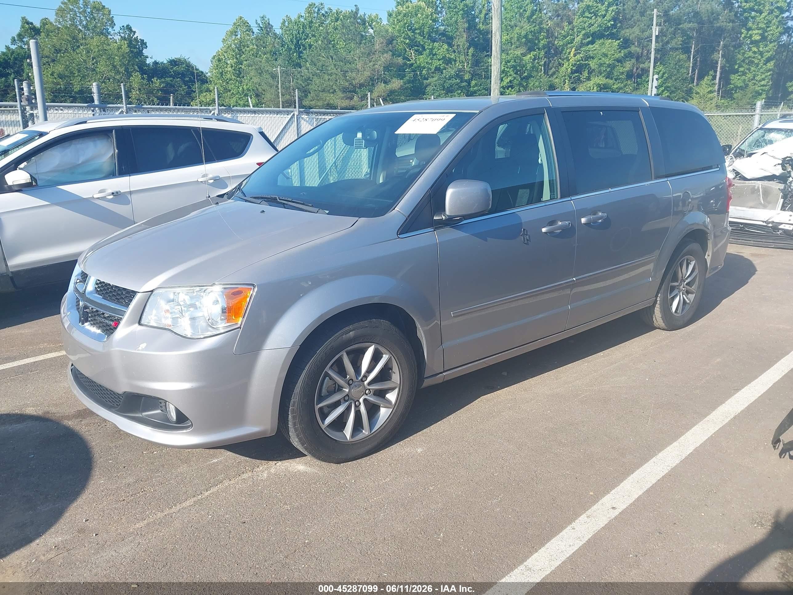 2015 Dodge Grand Caravan Sxt Plus Gray vin: 2C4RDGCG8FR736096