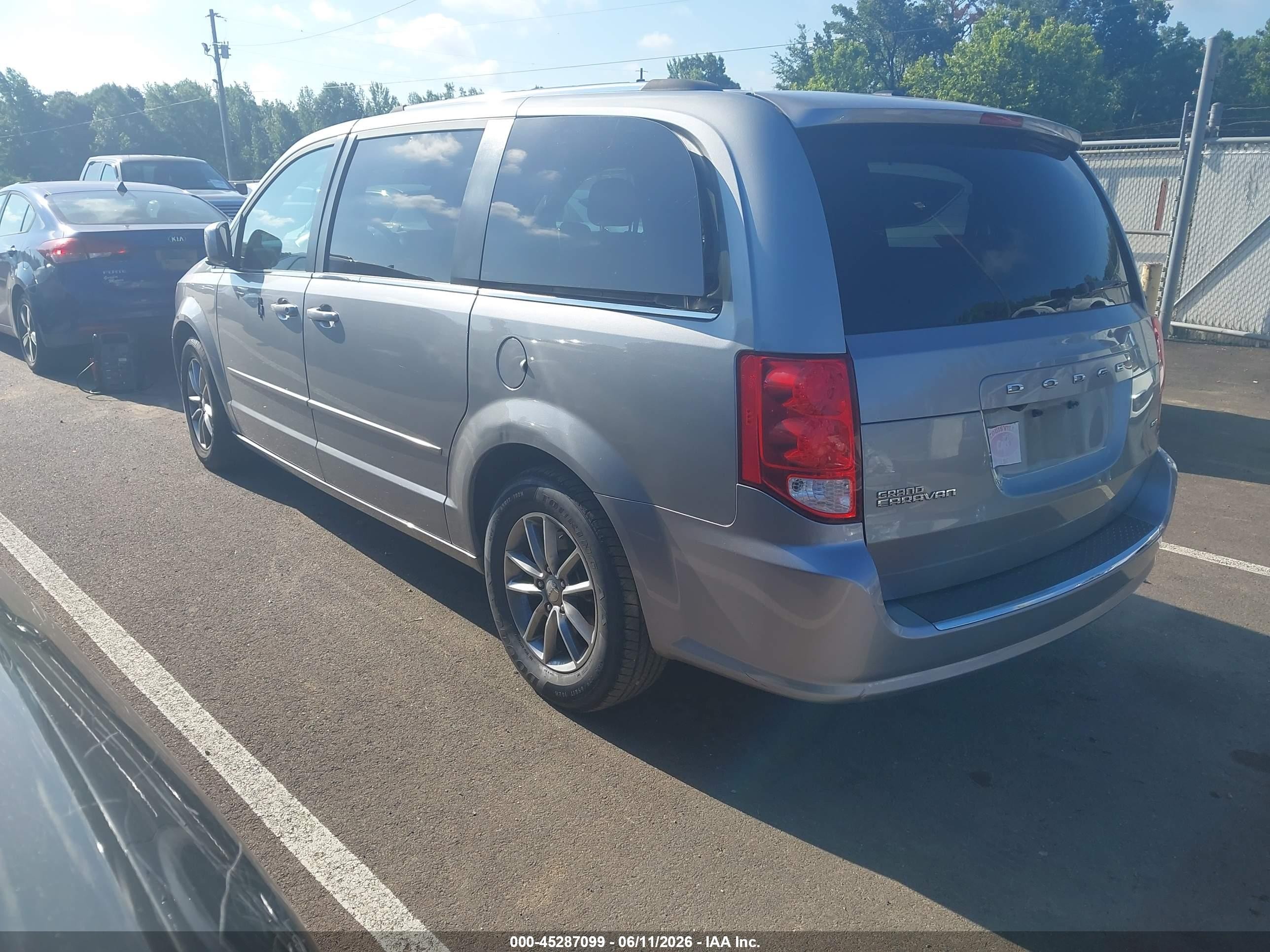 2015 Dodge Grand Caravan Sxt Plus Gray vin: 2C4RDGCG8FR736096